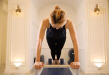 어깨 안정화에 도움을 주는 리포머 LONG STRETCH