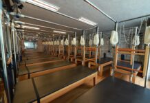 매트 필라테스, 척추 건강과 코어 강화를 위한 동작 Neck Pull